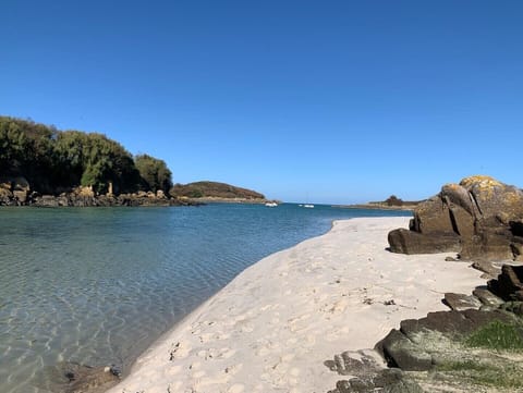 Beach nearby, sun loungers