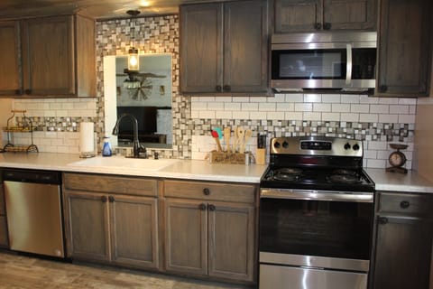 Large kitchen with plenty of room to prepare your favorite meal.