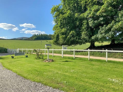 Surrounding area | Antfield House, Scaniport, near Inverness