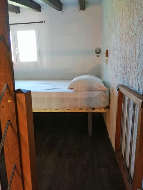 1 bedroom, iron/ironing board, travel crib, WiFi