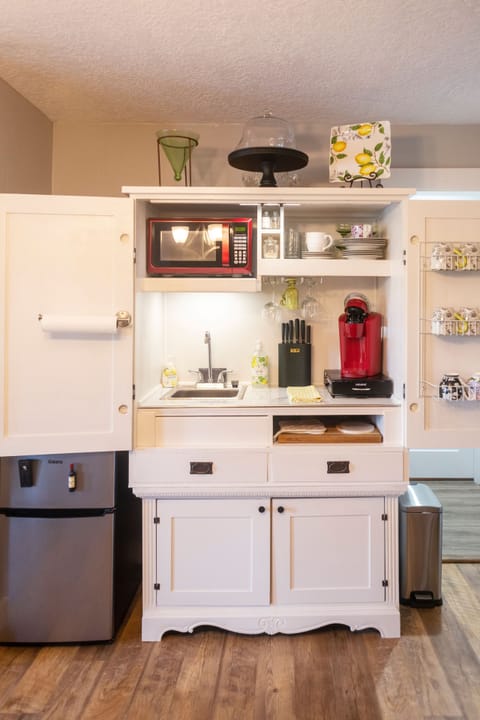 Kitchen in a cabinet.