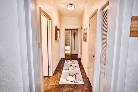 Hallway to bedrooms/ baths
