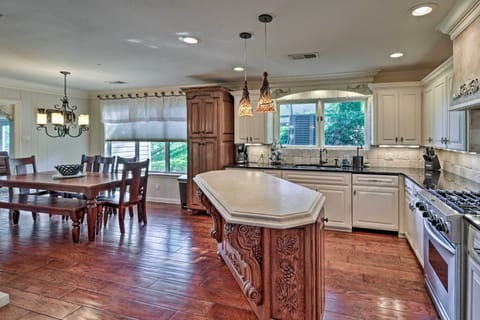 Kitchen | Cooking Basics | 1st Floor