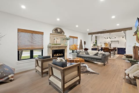 Open Living Room / Kitchen