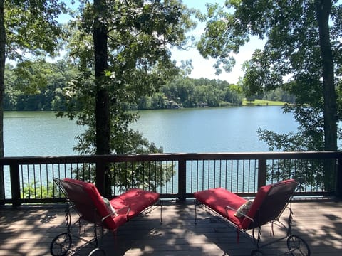 The perfect place for you to relax and enjoy the lake!
