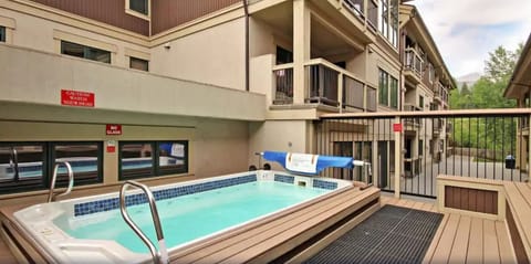 Hot Tub, Tyra Riverbend 111, Breckenridge Vacation Rental