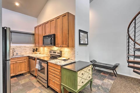 Kitchen | Fully Equipped