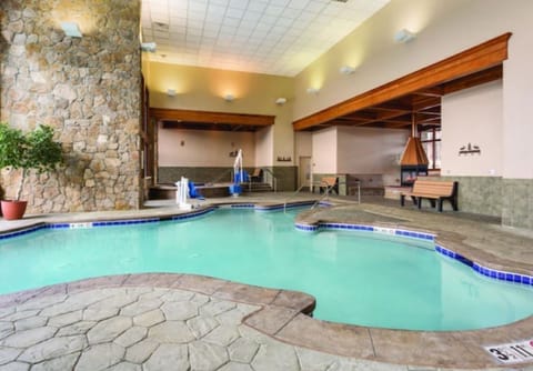 Indoor pool, outdoor pool