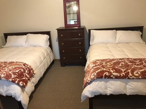 Spare bedroom with double beds