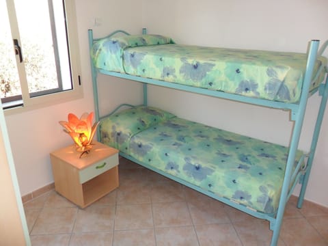 2 bedrooms, iron/ironing board