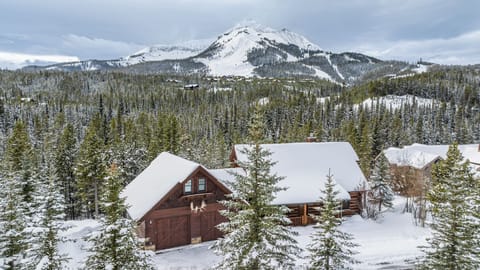 Snowy front of Elk Lodge