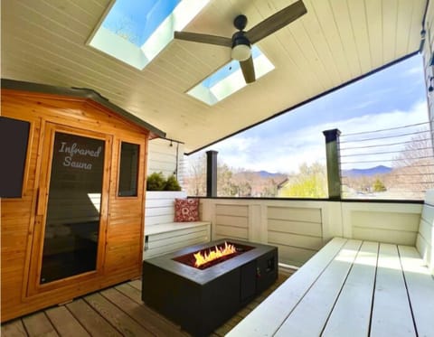 3rd Floor Observatory & Sauna Deck