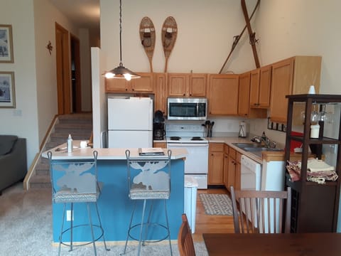 Breakfast bar is great for your morning coffee