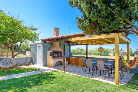 BBQ area of Modern villa, Platanes, Rethymno, Crete