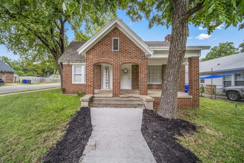 Charming, Historic Home Minutes from Magnolia | Waco | VacationRenter