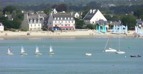 Beach nearby, sun loungers