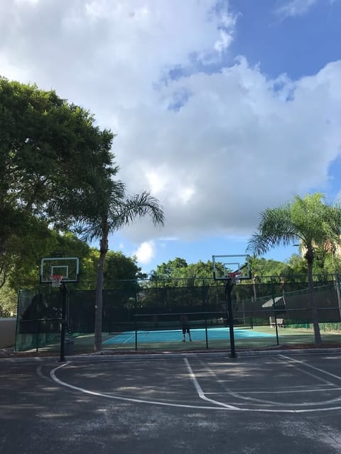 Sport court