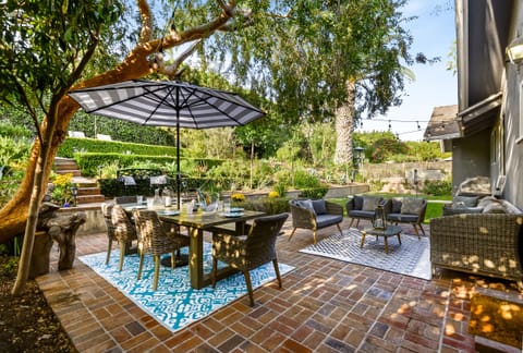 Rear Garden Patio / Dining.