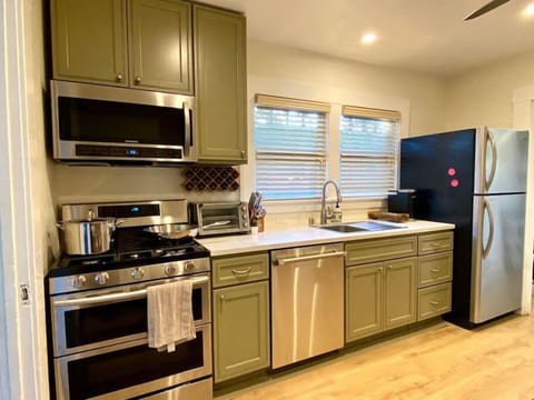Brand new fully equipped kitchen with every thing one needs to cook gourmet dinner. All stainless steel appliances.