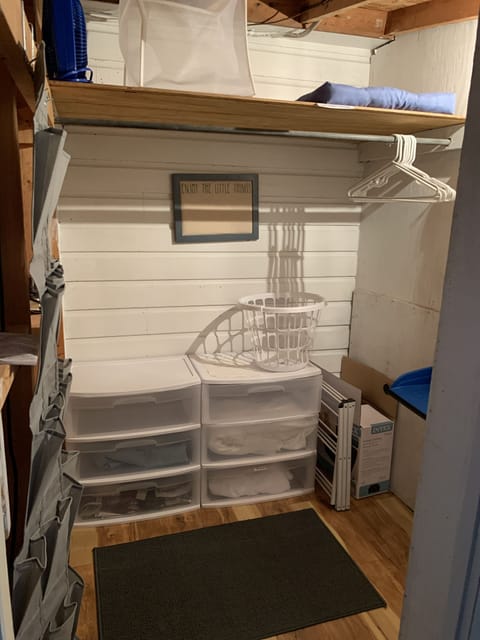 Large walk in closet / room to store luggage & etc 