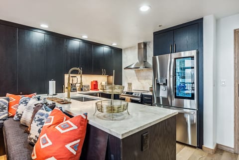 Brand new Kitchen with All Top of the Line Appliances