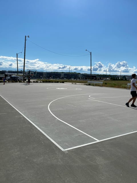 Sport court