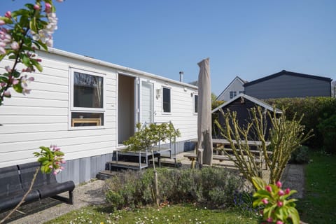 Front of Camping de Zandput 237 - EEZZ