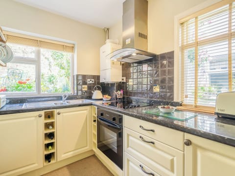 Kitchen | Harry’s Den, Alnwick