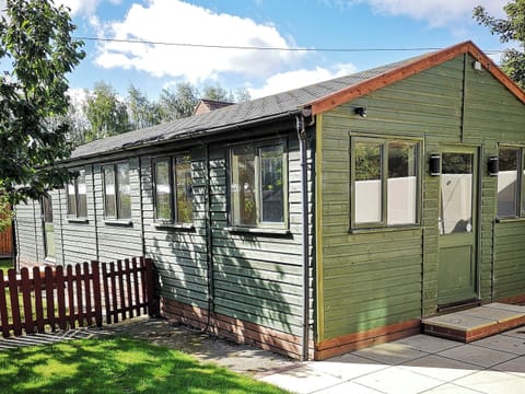 Wonderful garden area | Isleport Lodge, Highbridge