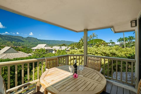 Relax and dine on the lanai