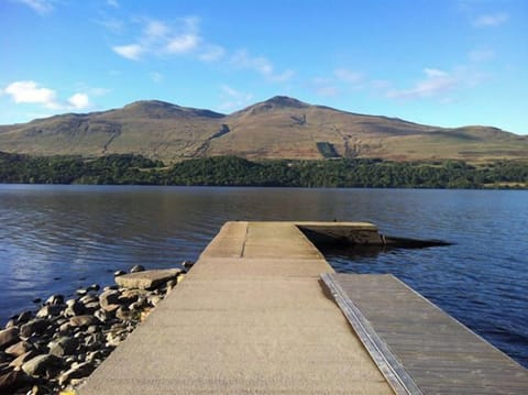 Ardeonaig Lodge on the shores of Loch Tay (83)