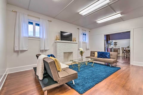 Hot Springs Vacation Rental | 4BR | 2BA | 1,400 Sq Ft | Stairs to Access