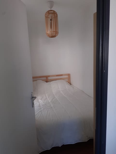 2 bedrooms, iron/ironing board, free WiFi