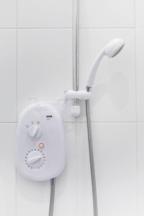 Electric shower keeps thins flowing