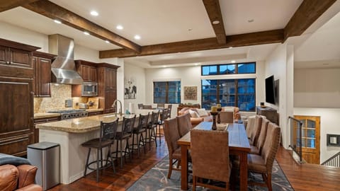 The Slopeside Sanctuary (7897)