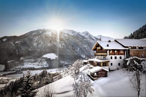 Holiday Home Exterior [winter]