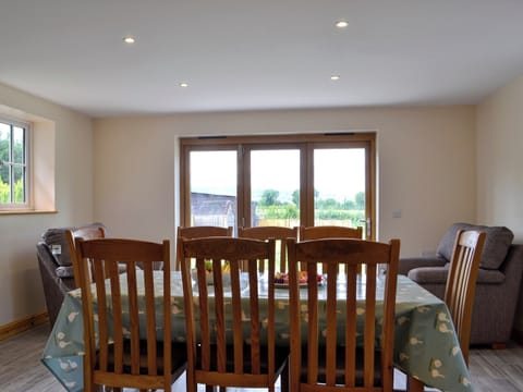 Dining room | 4 Greenhaye Cottages - Greenhaye Cottages, Arlingham, near Gloucester