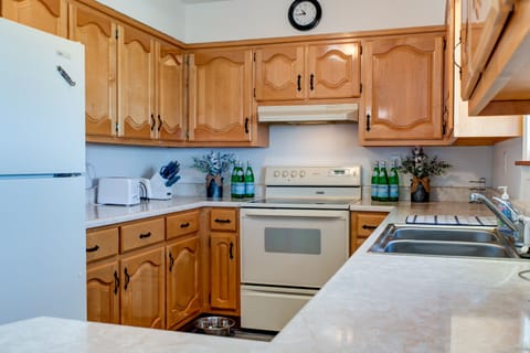 Saltaire Kitchen Dauphin Island Vacation Home