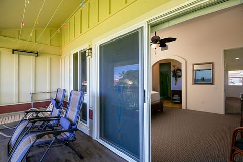 Lanai to Master Bedroom