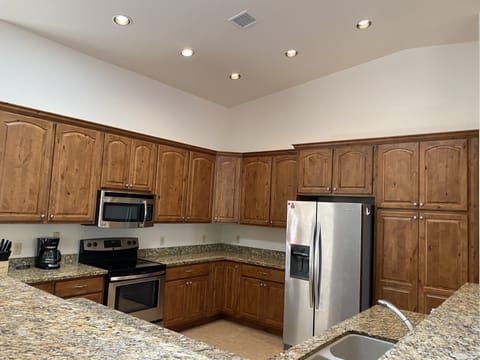All new stainless steel appliances and updated cabinets