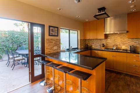 Fully stocked kitchen and outdoor dining patio