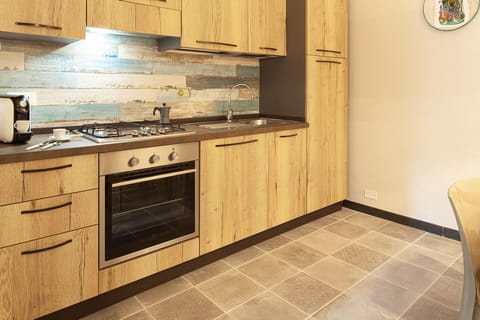 Dining Room, Kitchen