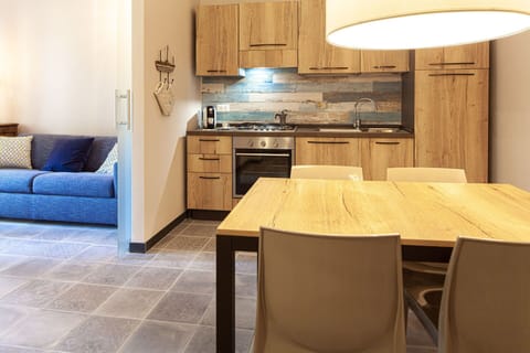 Dining Room, Kitchen