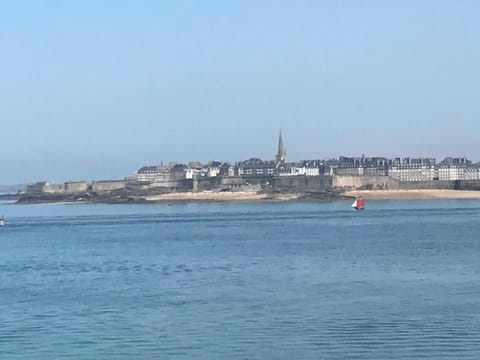 Town/city in general