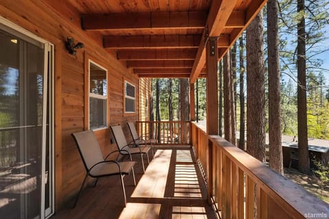 Downstairs deck with seating