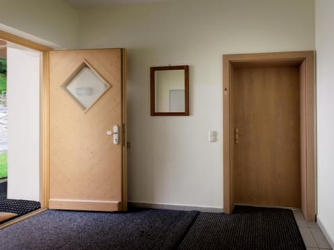 Entrance / Reception