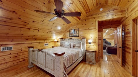 Winding-Creek-Bedroom(1)