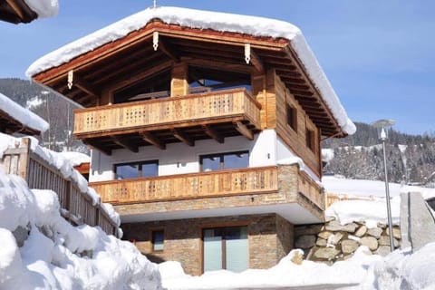 Holiday Home Exterior [winter]