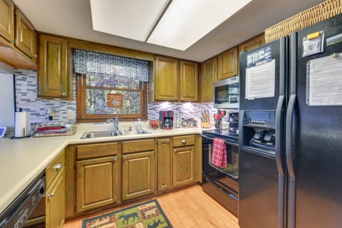 Kitchen | Cooking Basics | Upper Level