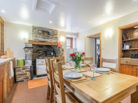 Kitchen/diner | Grantully Cottage, Aberfeldy
